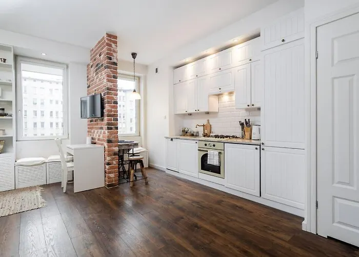 Chmielna Studio, Railway Station Apartman Varsó