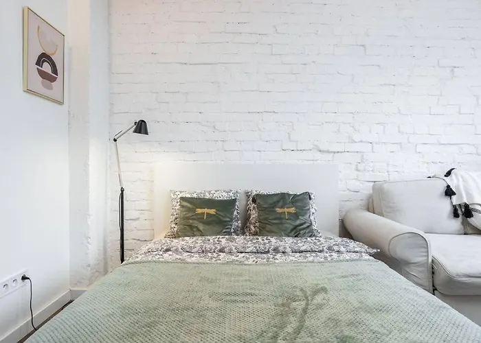 Apartment Chmielna Studio, Railway Station *