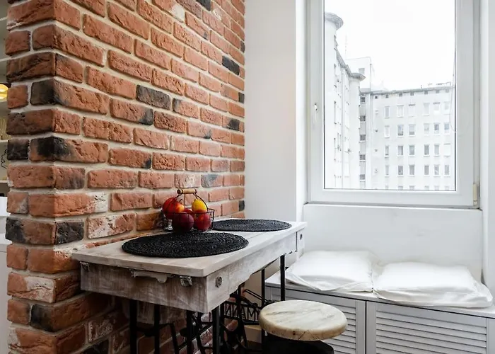 Chmielna Studio, Railway Station Apartman Varsó