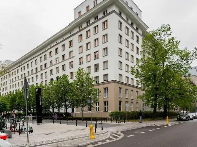 Chmielna Studio, Railway Station Apartment *