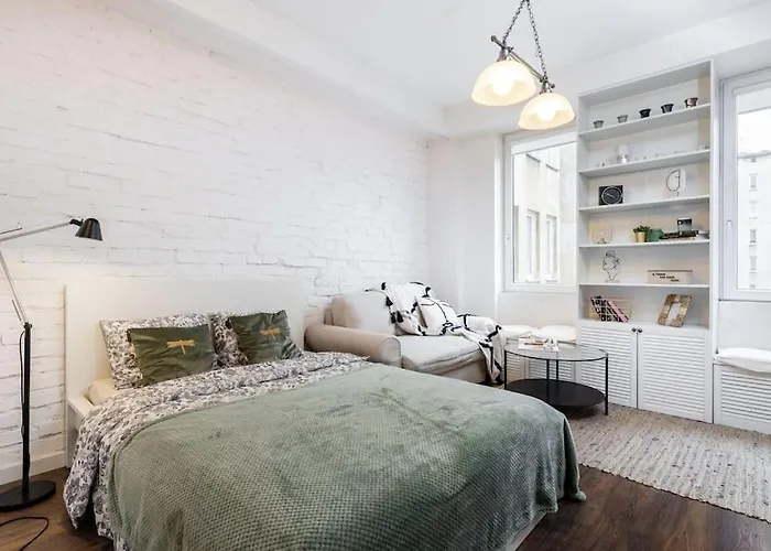 Chmielna Studio, Railway Station Apartman